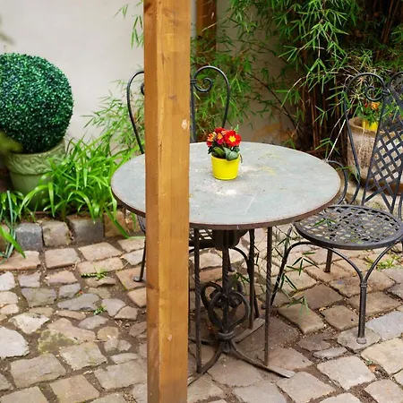 Romantic Nest Under Castle Apartment Prague